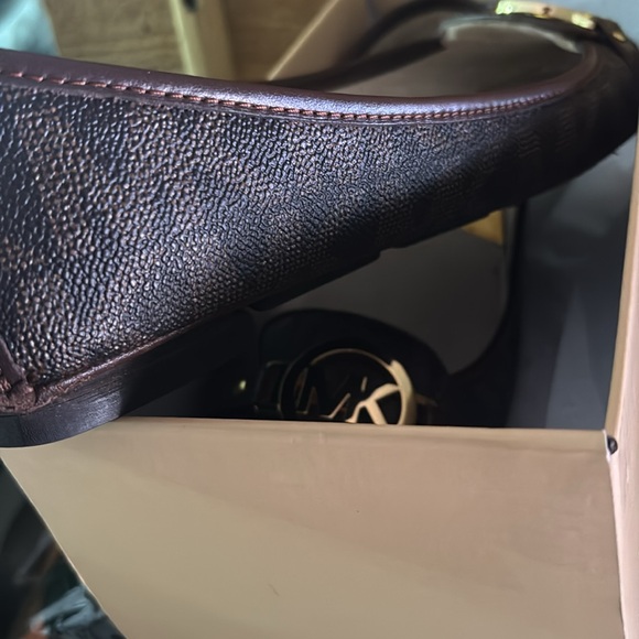 Michael Kors Black Flats with Gold MK Logo - Picture 5 of 5